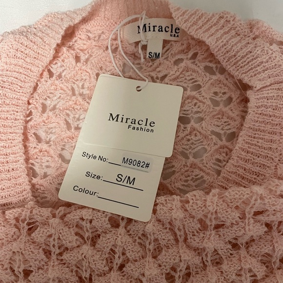 NWT Miracle Open Knit Boxy Pink Crew Neck Sweater. Size S/M - Picture 7 of 8